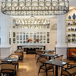 Hotel Raffles