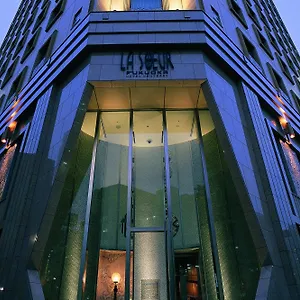 https://monterey-la-soeur-fukuoka.fukuoka-hotels.net